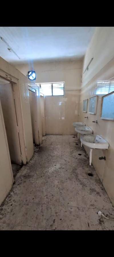 Examination hall Right Corridor – before renovation