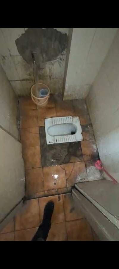 Antenatal op right (G-18) cock and jaali – before renovation